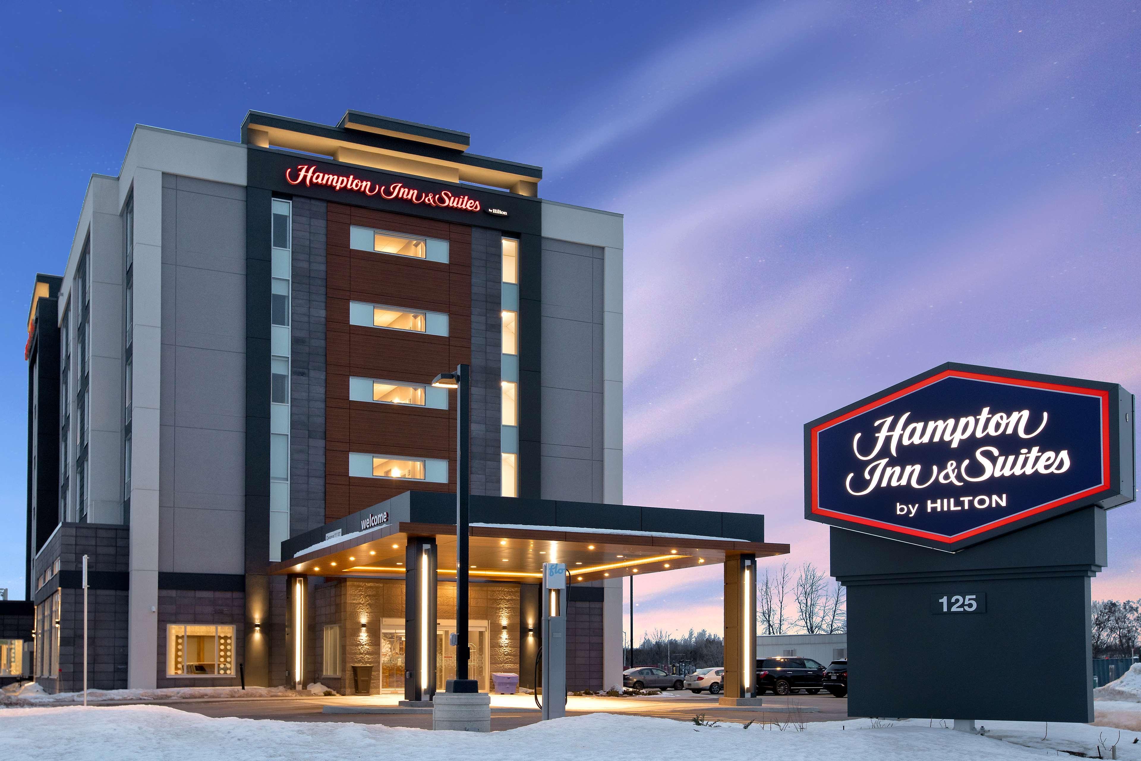 Hampton & West, Ontario, Canada 3*