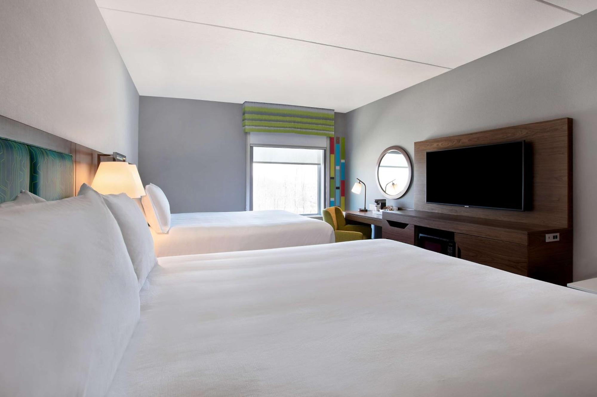 Hampton & West, Ontario, Canada Hotel Ottawa